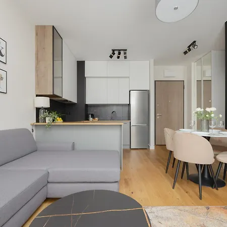 Cozy Apartment With Air Conditioner And Parking By Noclegi Renters Warsaw Exterior photo